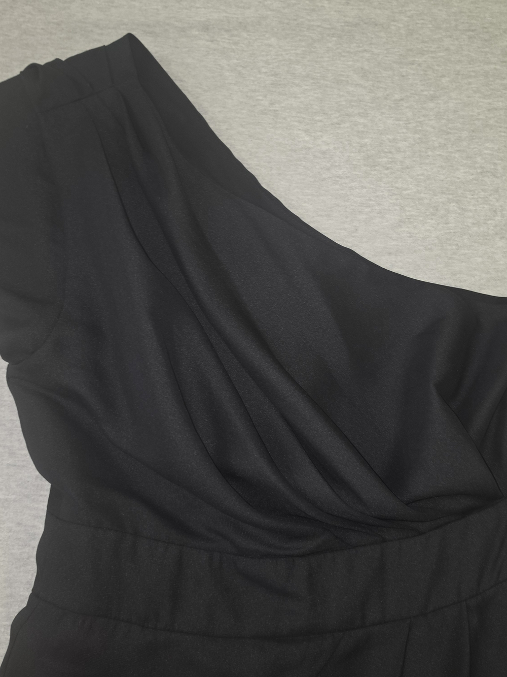 BCBGeneration One-Shoulder Black Draped Cocktail Party Dress - Picture 4 of 10